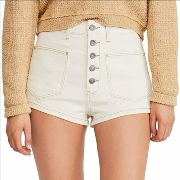 Free People Bridgette Denim‎ Shorts High Rise Button Fly Ivory Cream - Picture 6 of 8